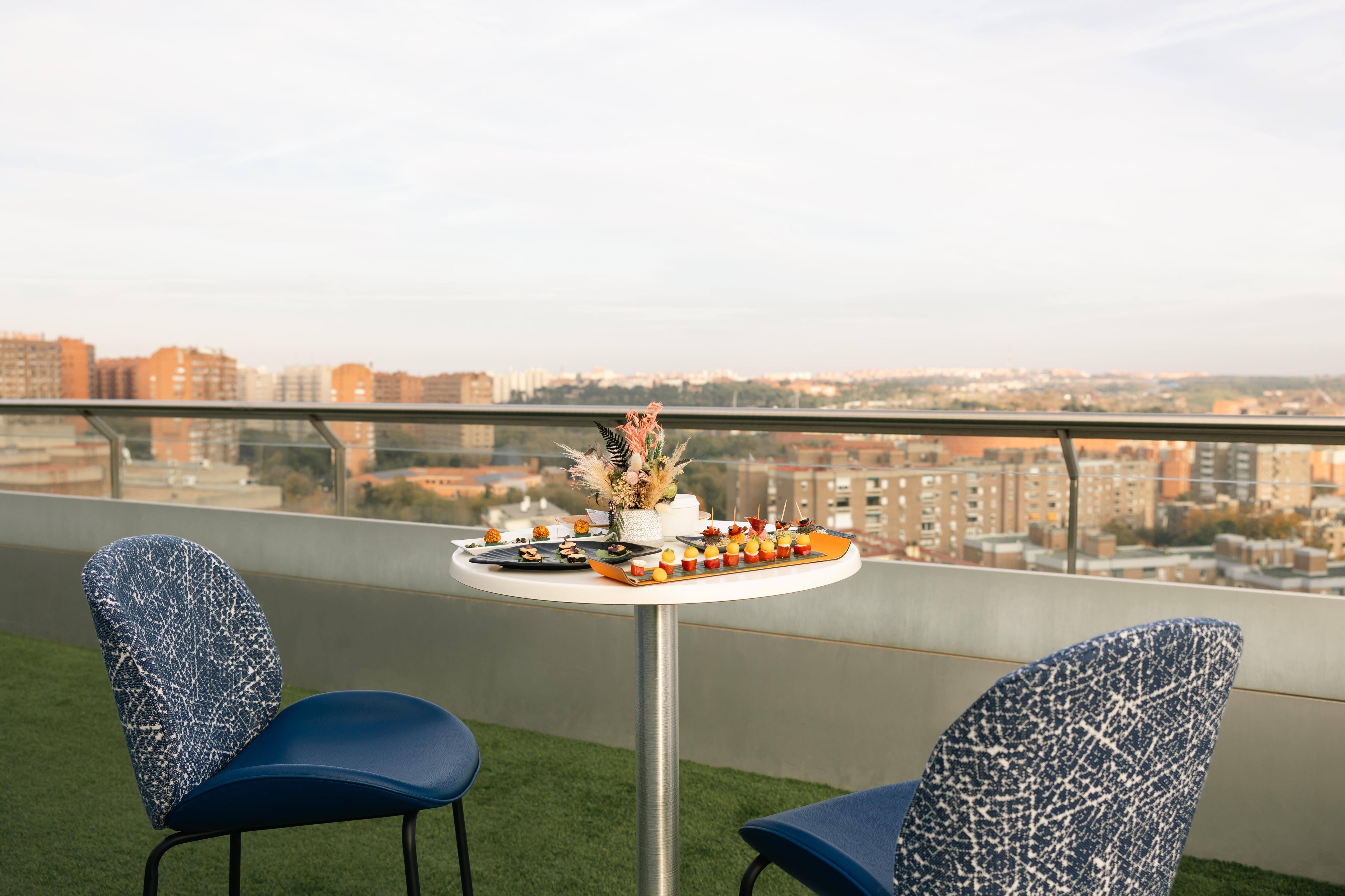 Voco Madrid Retiro By Ihg Hotel Ngoại thất bức ảnh